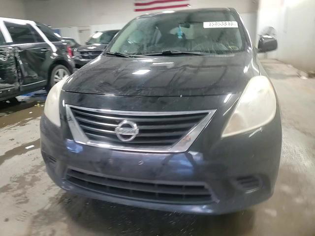 Nissan Versa 2012