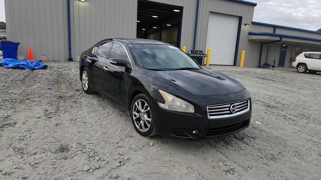 Nissan Maxima 2013