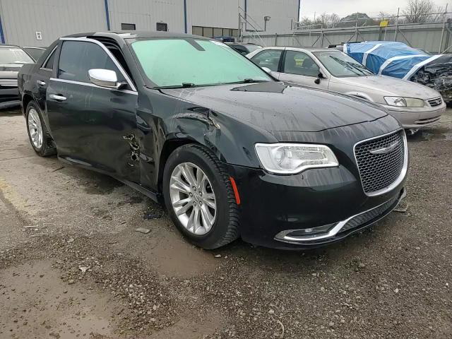 Chrysler 300 2016
