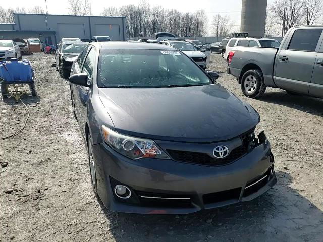 Toyota Camry 2012