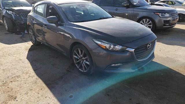 Mazda 3 2018
