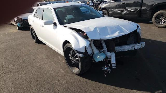 Chrysler 300 2015