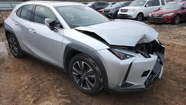 Lexus UX 2020