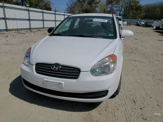 Hyundai Accent 2009