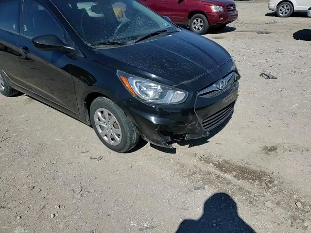 Hyundai Accent 2013