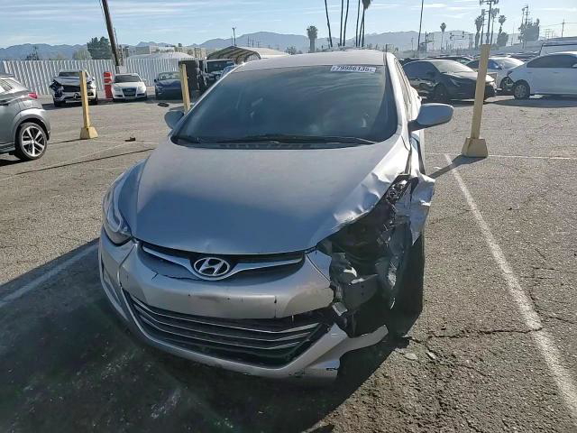 Hyundai Elantra 2015
