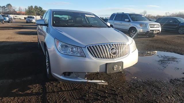 Buick LaCrosse 2011