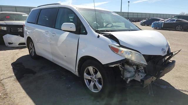 Toyota Sienna 2014