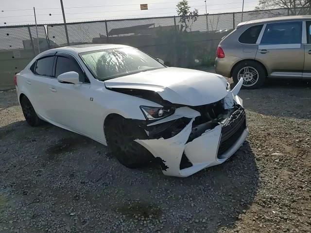 Lexus IS 2017
