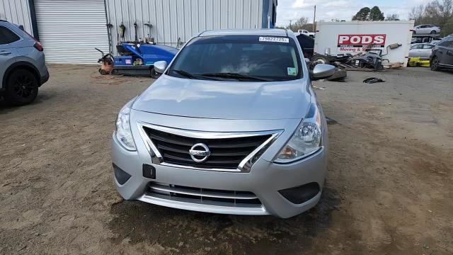 Nissan Versa 2019