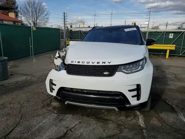 Land Rover Discovery 2019