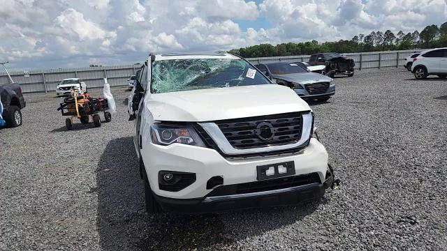 Nissan Pathfinder 2018