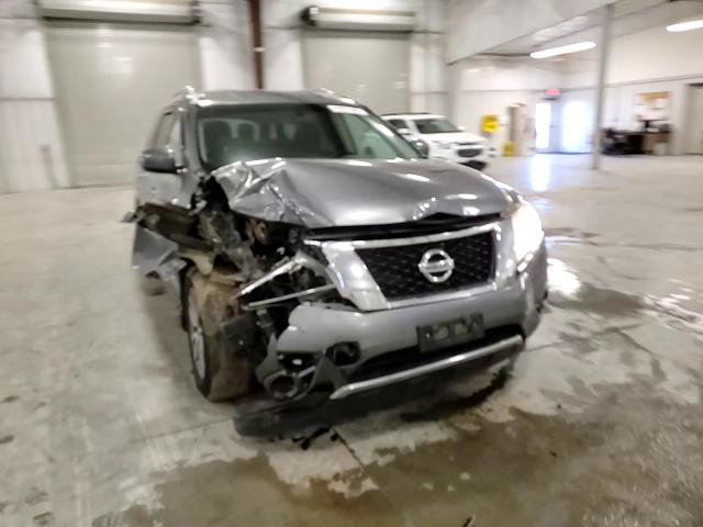 Nissan Pathfinder 2016