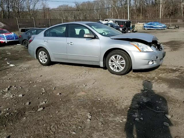 Nissan Altima 2010