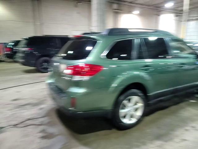 Subaru Outback 2014
