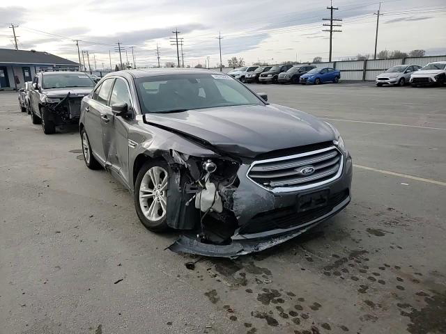 Ford Taurus 2013