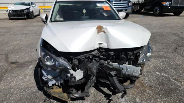 Mazda 3 2016
