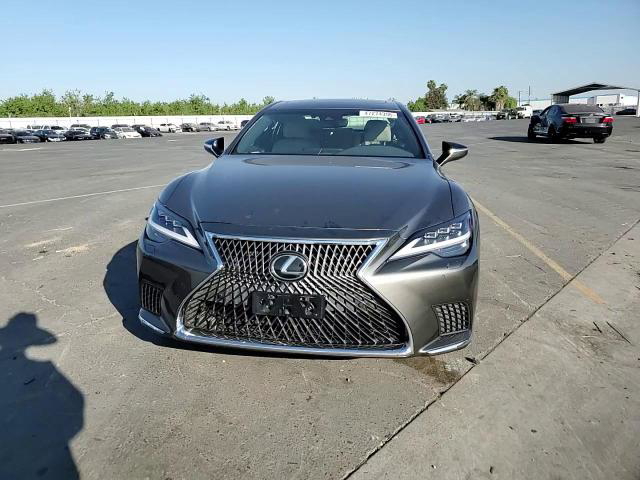 Lexus LS 2021