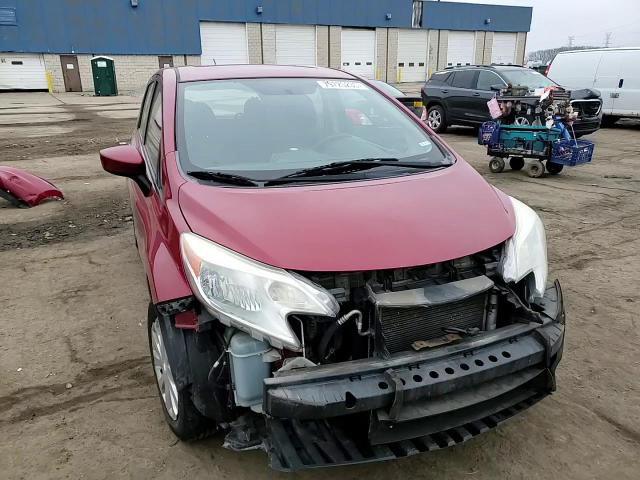 Nissan Versa 2015