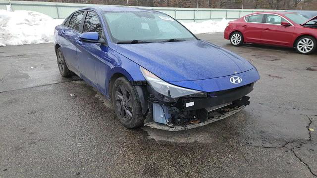 Hyundai Elantra 2021