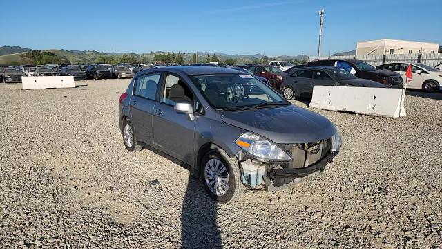 Nissan Versa 2012