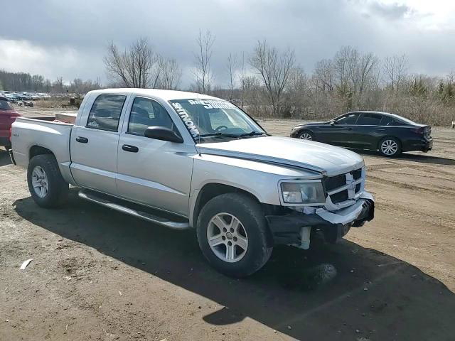 Dodge Dakota 2011