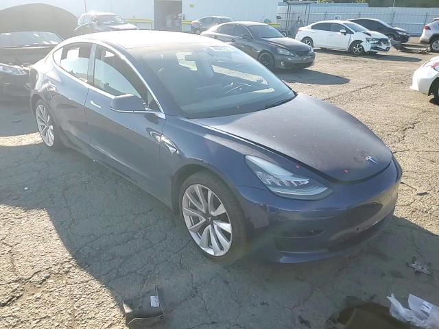 Tesla Model 3 2018