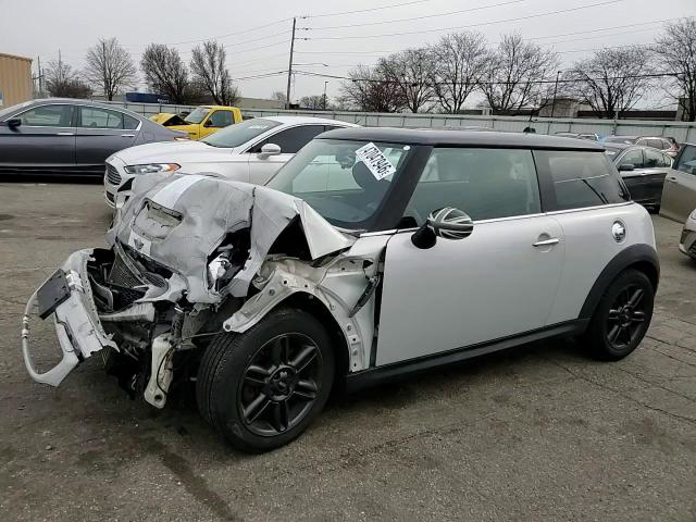 MINI Cooper 2011