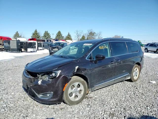 Chrysler Pacifica 2017