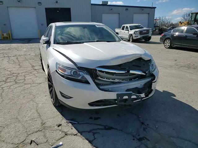 Ford Taurus 2010