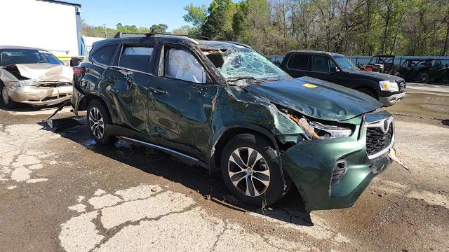 Toyota Highlander 2023