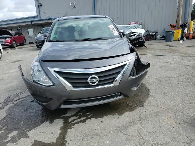 Nissan Versa 2017