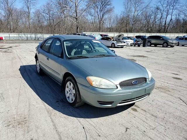 Ford Taurus 2005