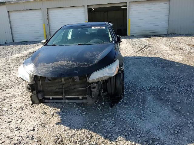 Toyota Camry 2016