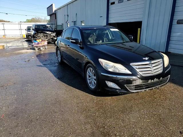 Hyundai Genesis 2012