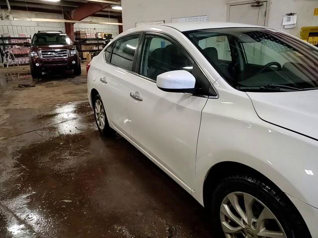 Nissan Sentra 2018
