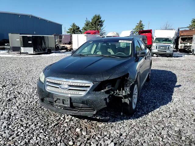 Ford Taurus 2010