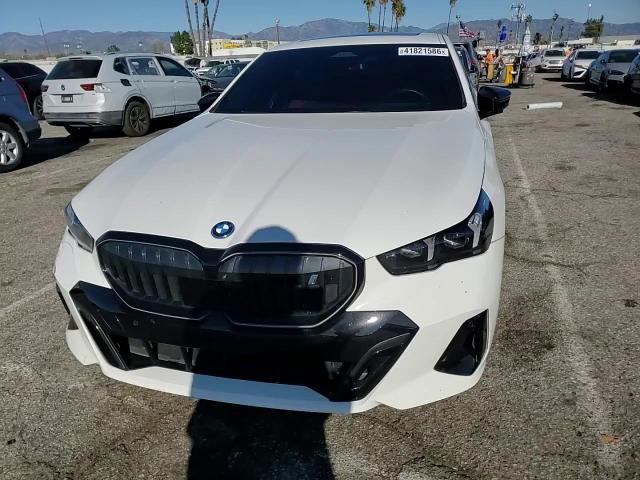 BMW i5 2024