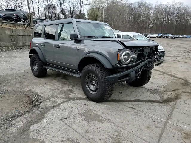 Ford Bronco 2024