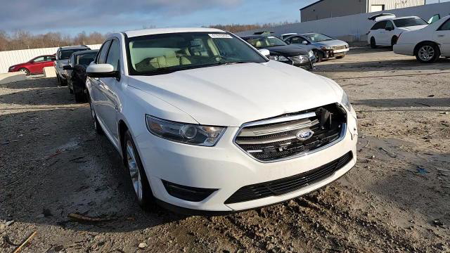Ford Taurus 2014