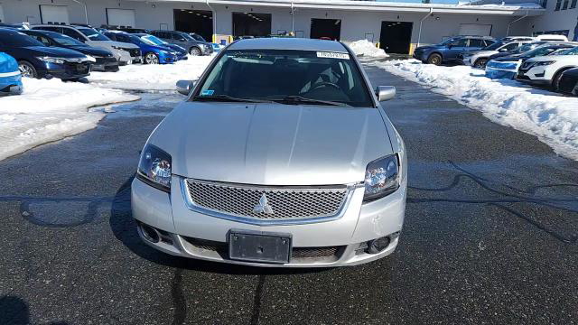 Mitsubishi Galant 2010