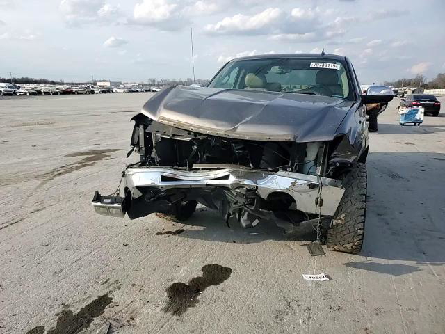 GMC Sierra 2011