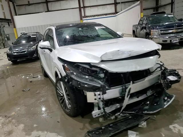 Lexus RX 2024