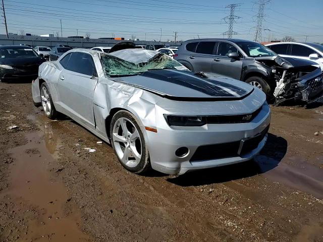 Chevrolet Camaro 2015