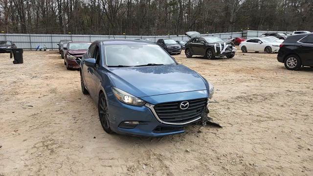 Mazda 3 2018