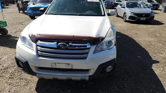 Subaru Outback 2013