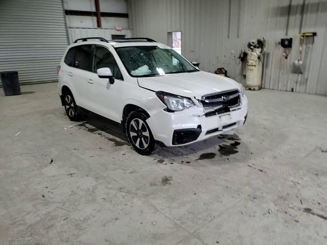Subaru Forester 2018