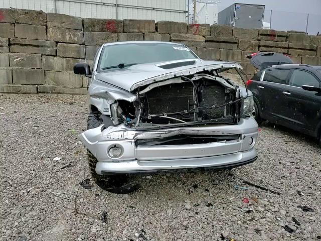 Dodge RAM 2005