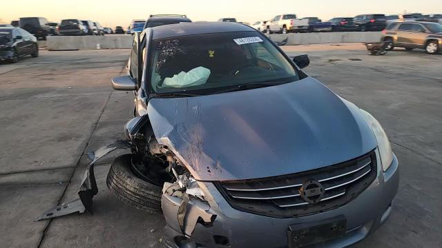 Nissan Altima 2011