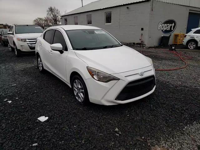 Toyota Yaris 2017